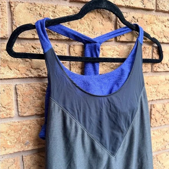 4/$25 • Under Armour Built In Racerback Tank - Picture 2 of 3